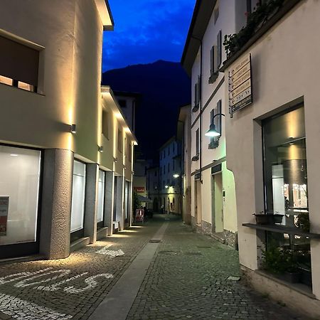 Апартаменти Flat In City Centre Tirano - 10 Minutes From Bernina Express Екстер'єр фото